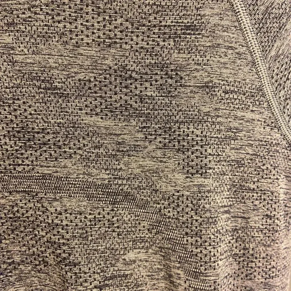 Lululemon Long Sleeve Swiftly Tech Variegated Mesh Camo Black and Gray Size 6 - Picture 4 of 6